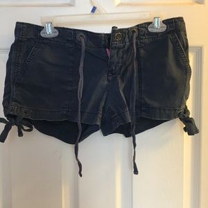 American Eagle Size 4 Shorts